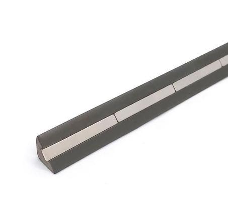 Bagian Baja Bentuk Dingin GB Standar Magnetic Chamfer Strip Triangle Magnet Chamfer