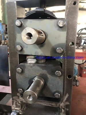 ISO9001 bersertifikat Otomatis Cepat Lurus dan Mesin Pemotong untuk 5-12mm Steel Rebar